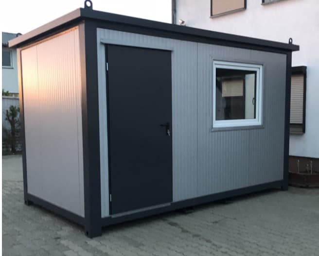 Contenedor oficina de 4 x 2,20 m