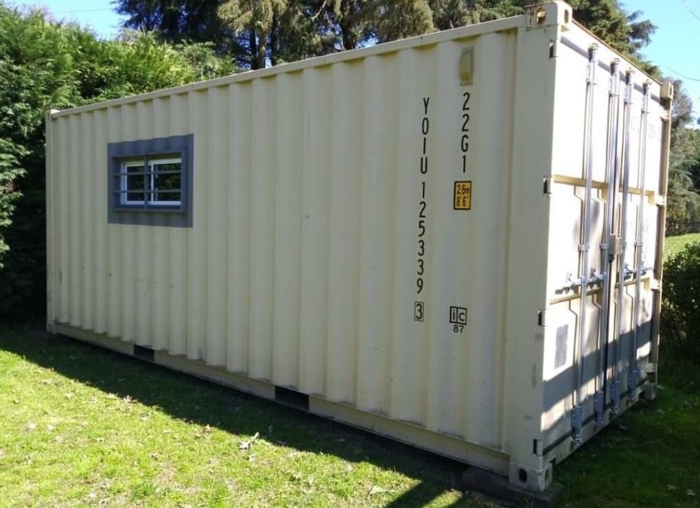 Casa contenedor de 20 pies básica