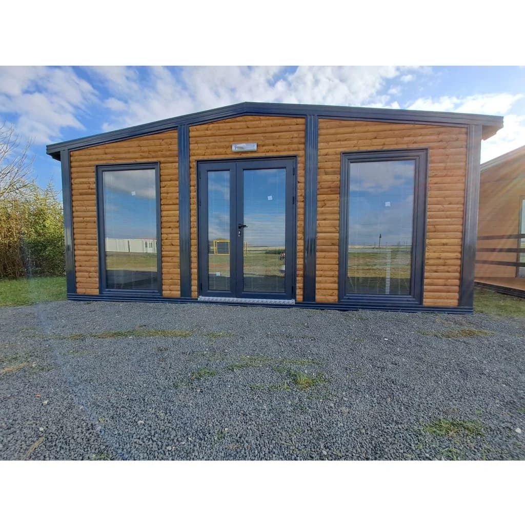Chalet Contenedor 28 m² Amueblado con Jardín