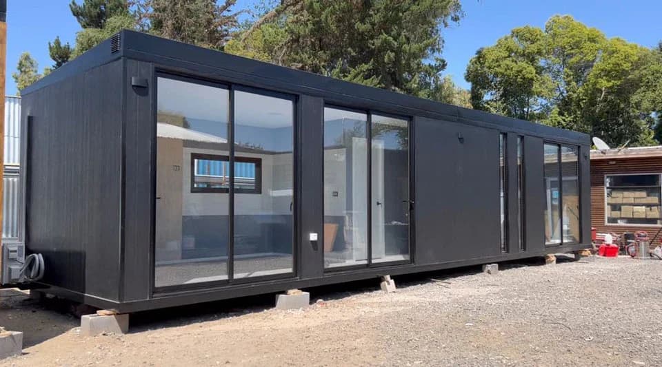 Casa Modular de 2 Dormitorios en Contenedor Marítimo